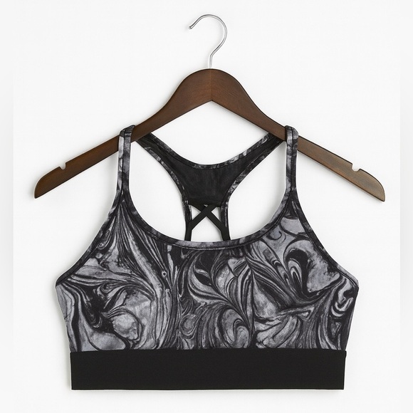 Victoria's Secret Other - Victoria’s Secret The Player Strappy Racerback Sports Bra Black & White Large